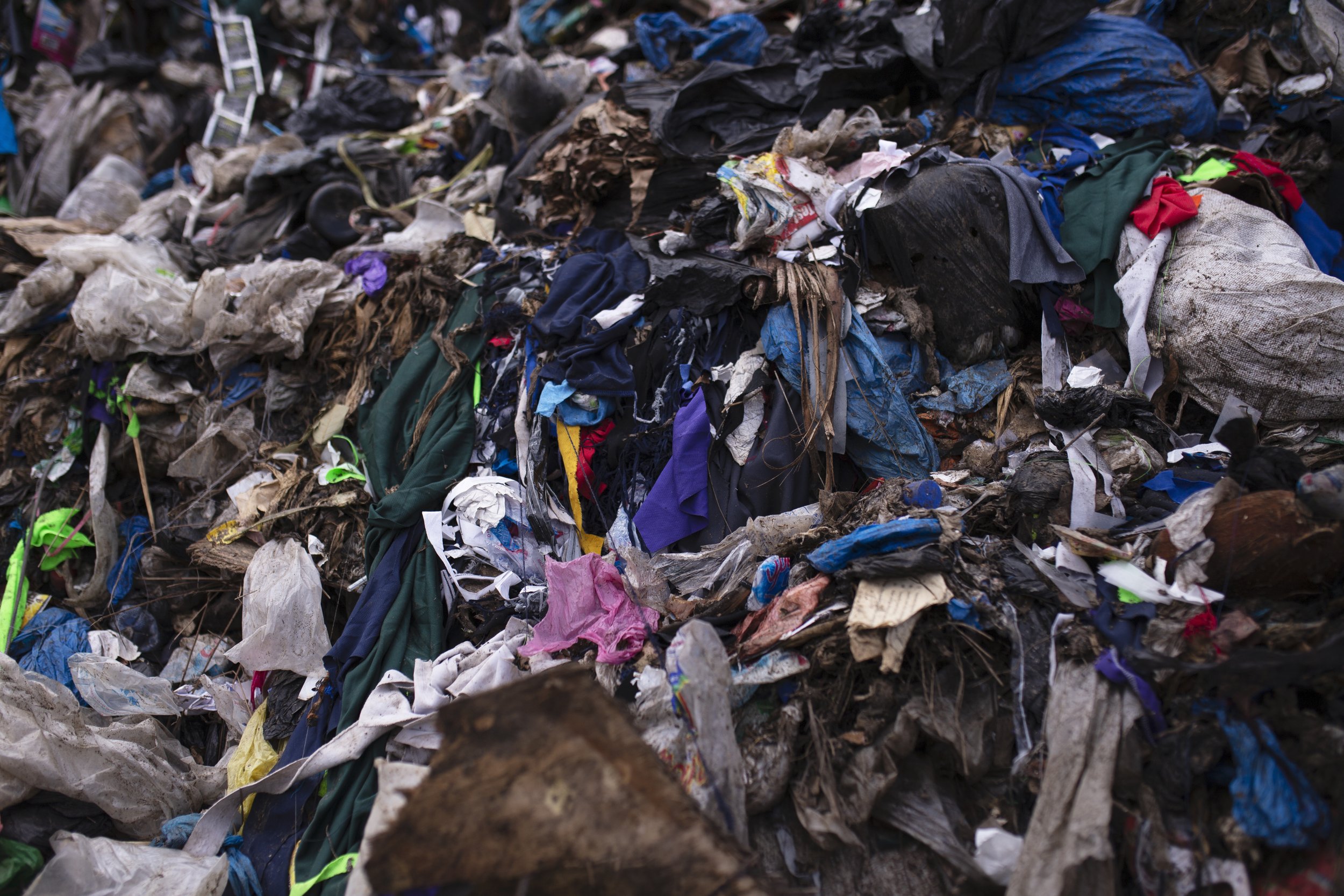 Kuukuwa Manful, soci-archi